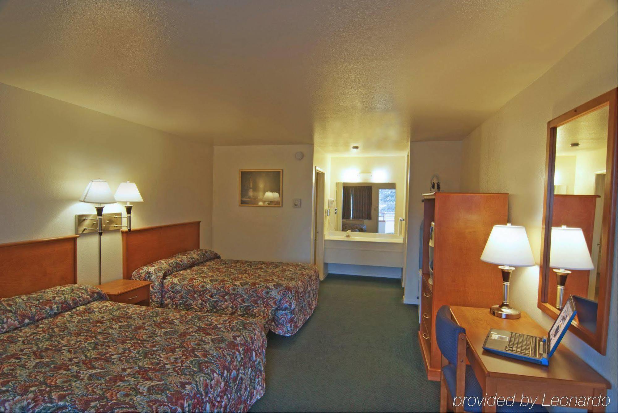 Americas Best Value Inn Санта-Роза Номер фото