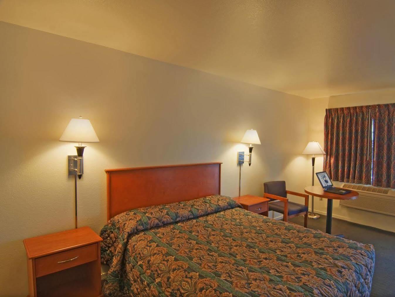 Americas Best Value Inn Санта-Роза Номер фото