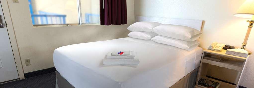 Americas Best Value Inn Санта-Роза Номер фото